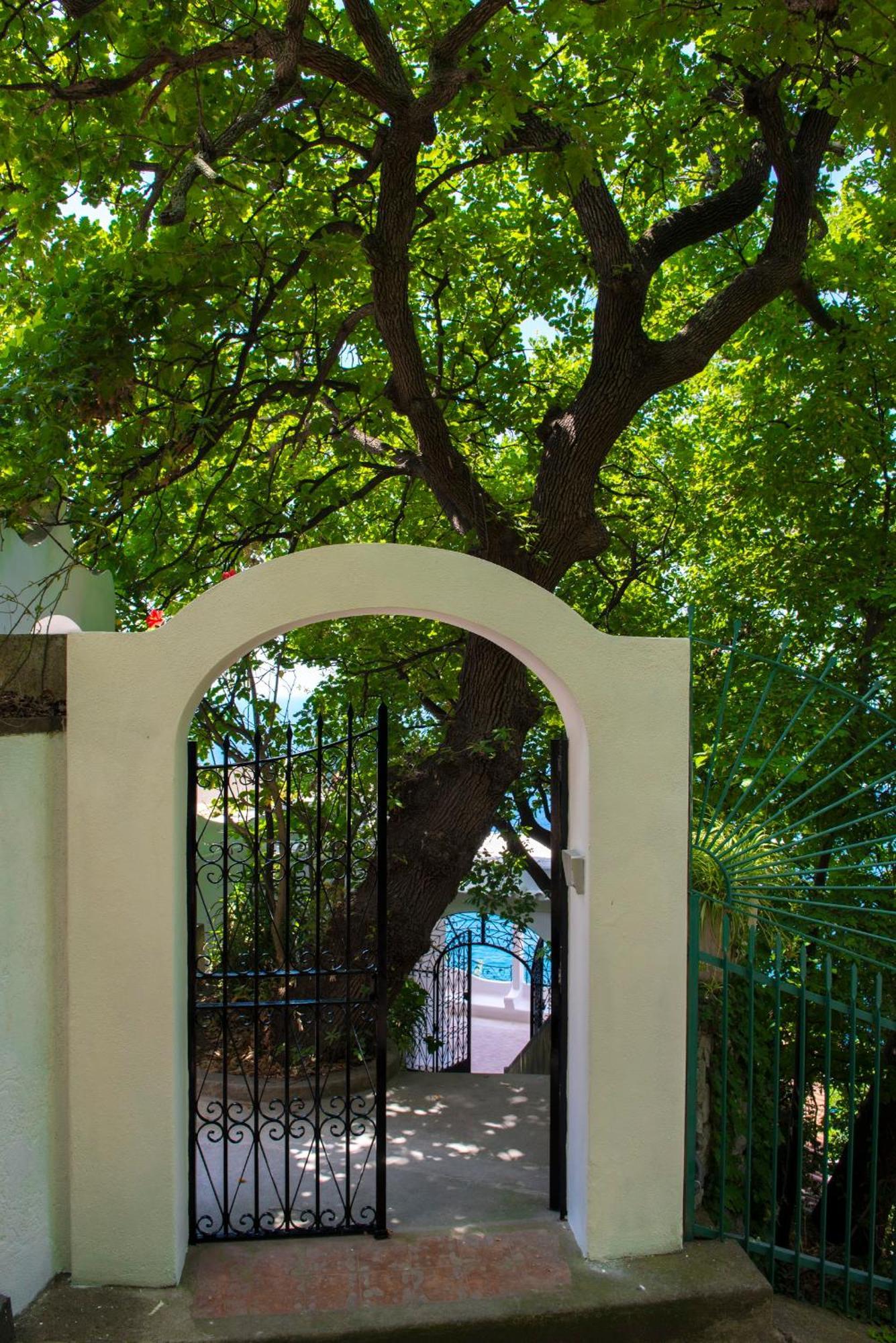Villa Santa Chiara Positano Suites Kültér fotó