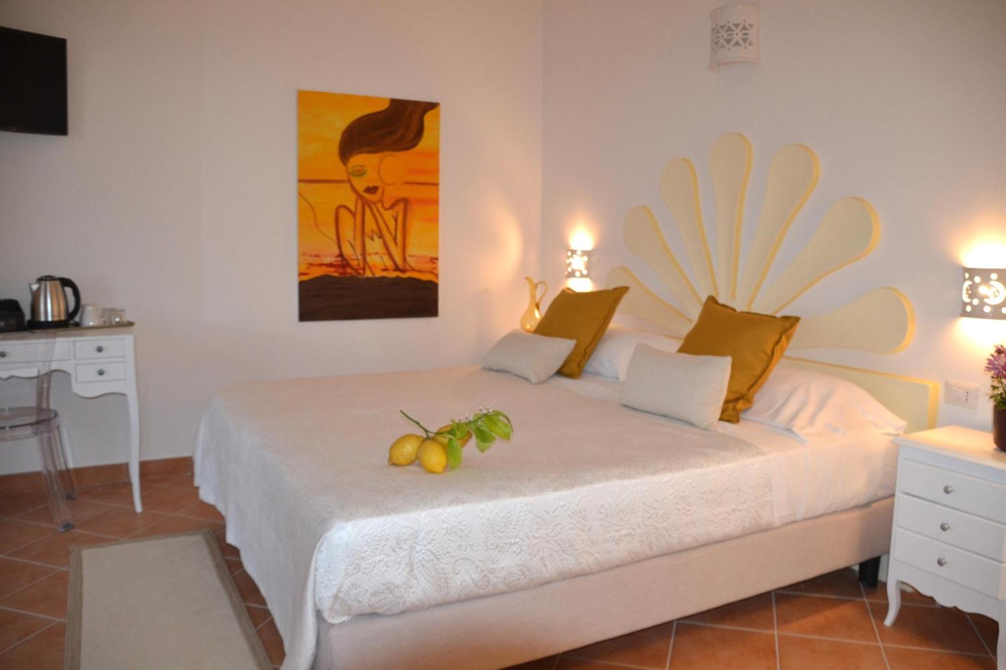 Villa Santa Chiara Positano Suites Kültér fotó