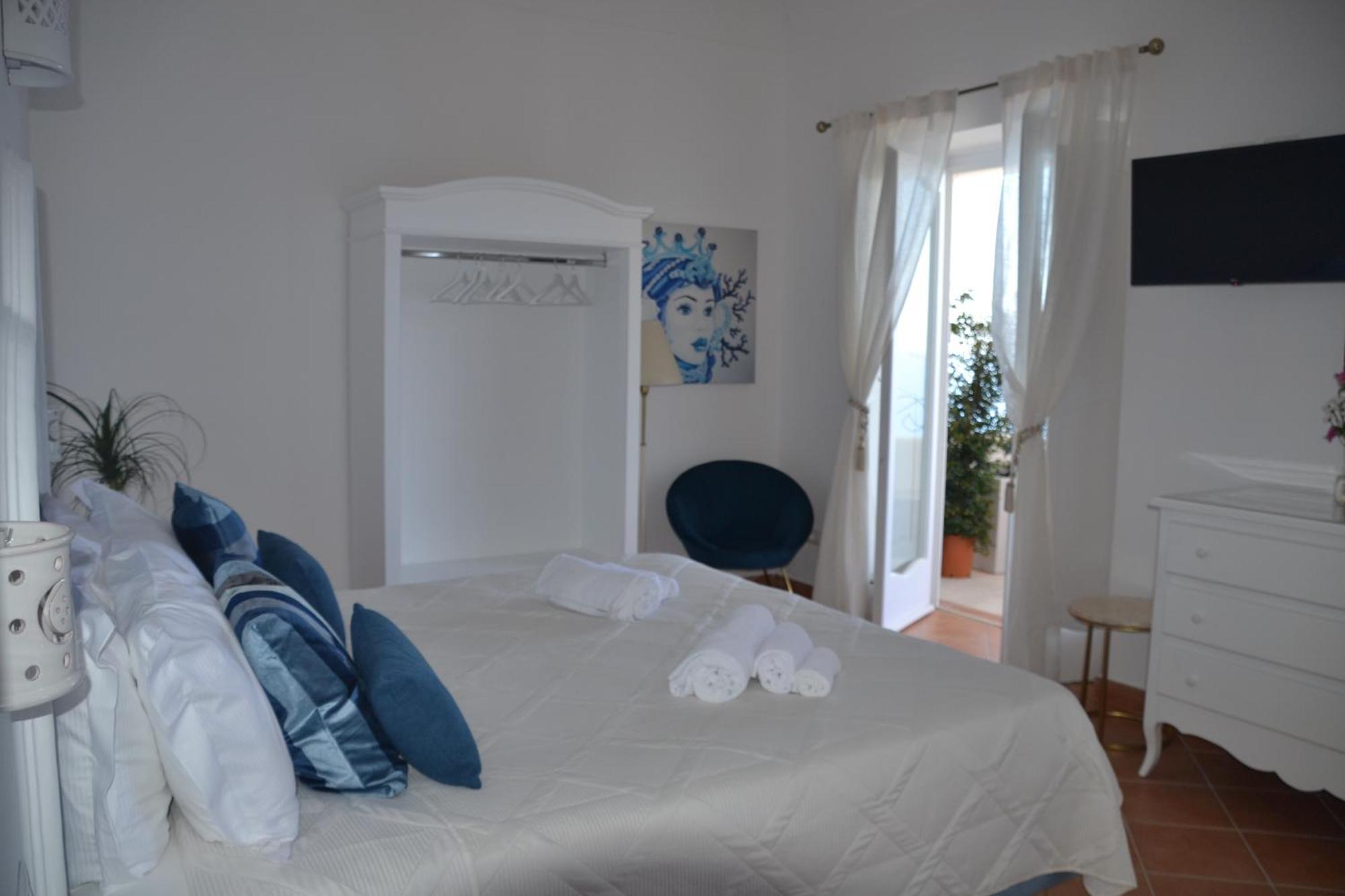 Villa Santa Chiara Positano Suites Kültér fotó
